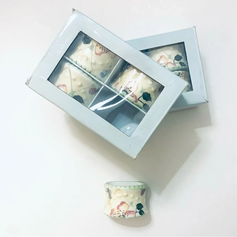 THE EVELYN COLLECTION by Tracy Porter Hand Painted Napkin Ring Holders, set of 8